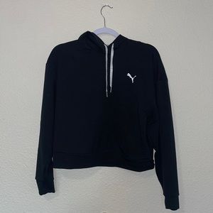 Black cropped pull over Puma hoodie